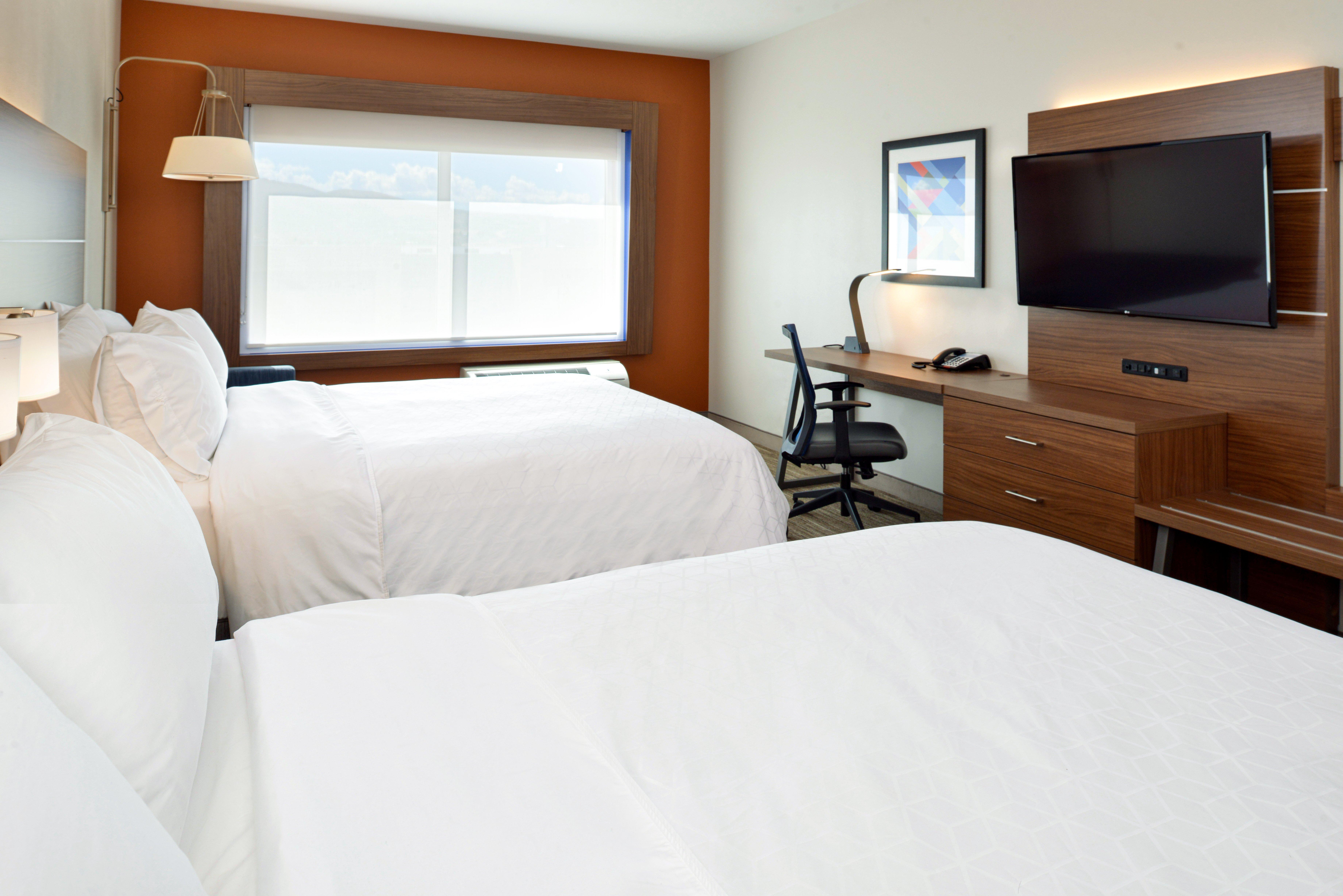 Holiday Inn Express & Suites - Elko By Ihg Exterior foto