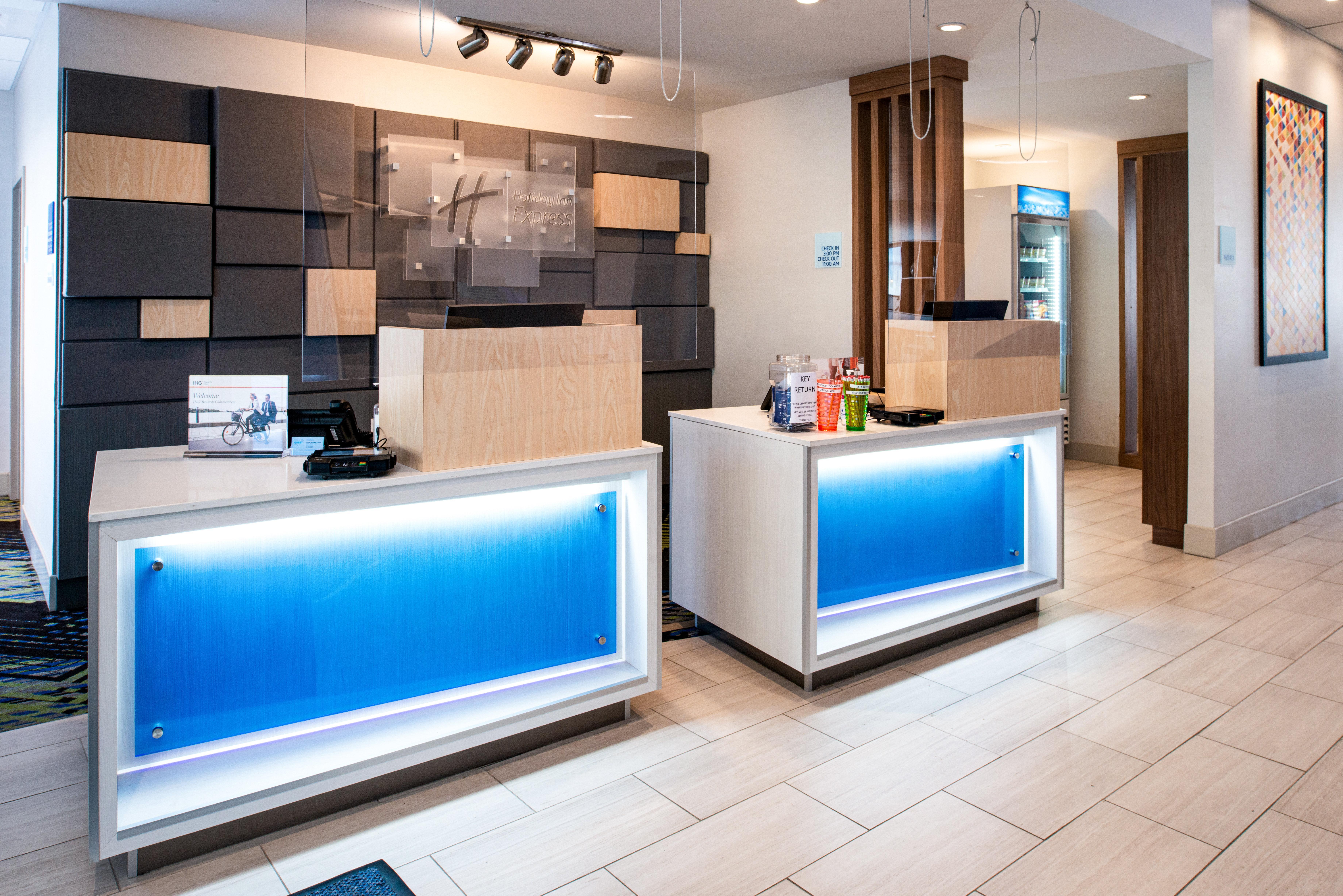 Holiday Inn Express & Suites - Elko By Ihg Exterior foto